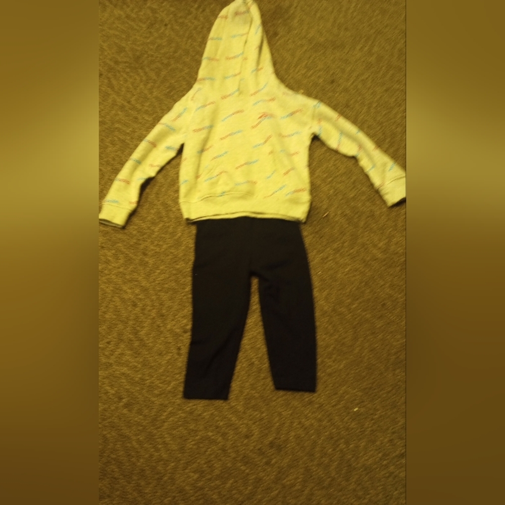 Size five girls outfit with black pants and a gray Reebok hoodie